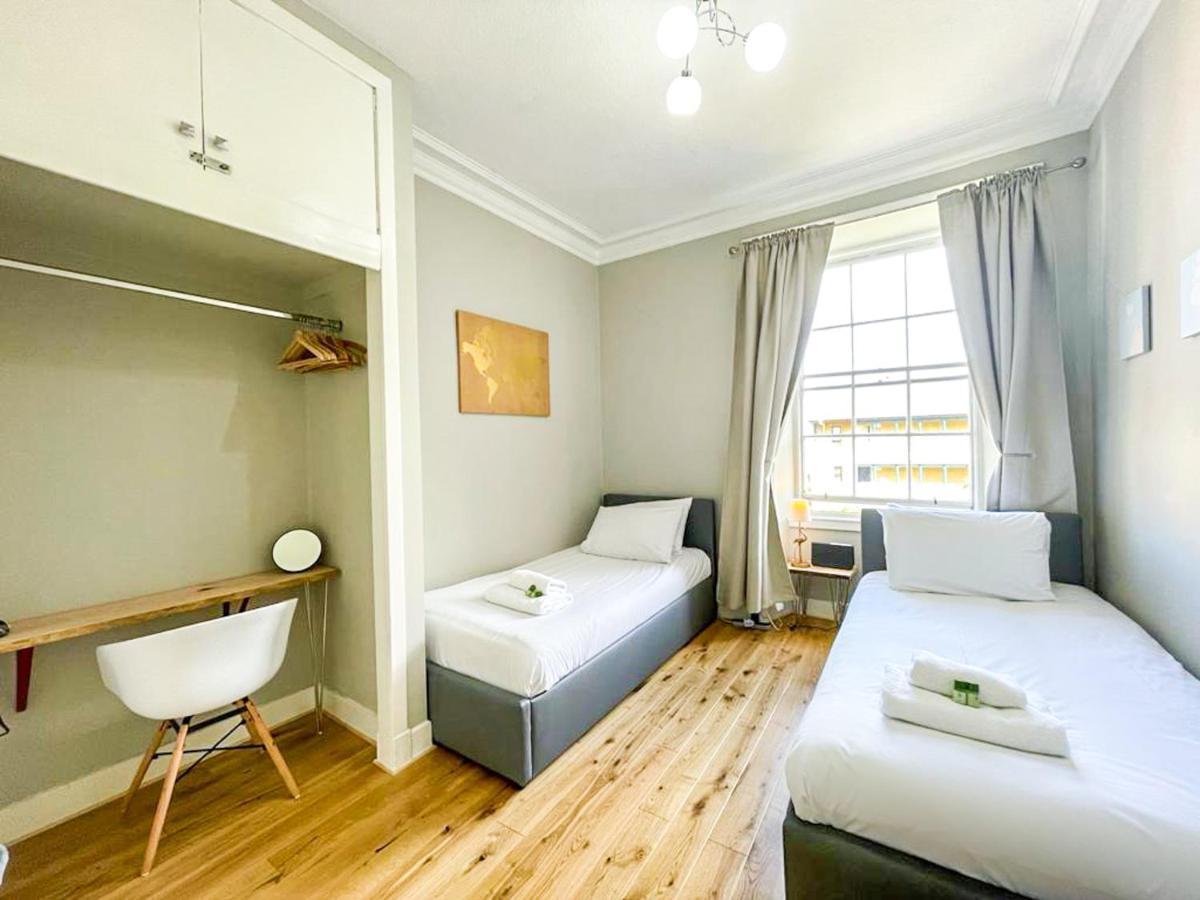 Charming 3 Bed Apartment In Old Town 爱丁堡 外观 照片